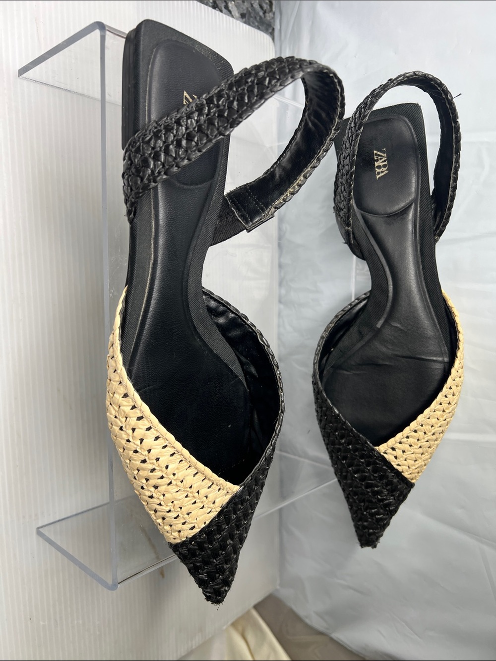 Zara Sz 38 / US 8 Woven Raffia Slingback Flats Black Cream Pointed Toe